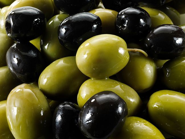 Premium Bulk Supply of Iranian Olives for the HORECA Food Sector; Wholesale Price & Long-Term Partnership